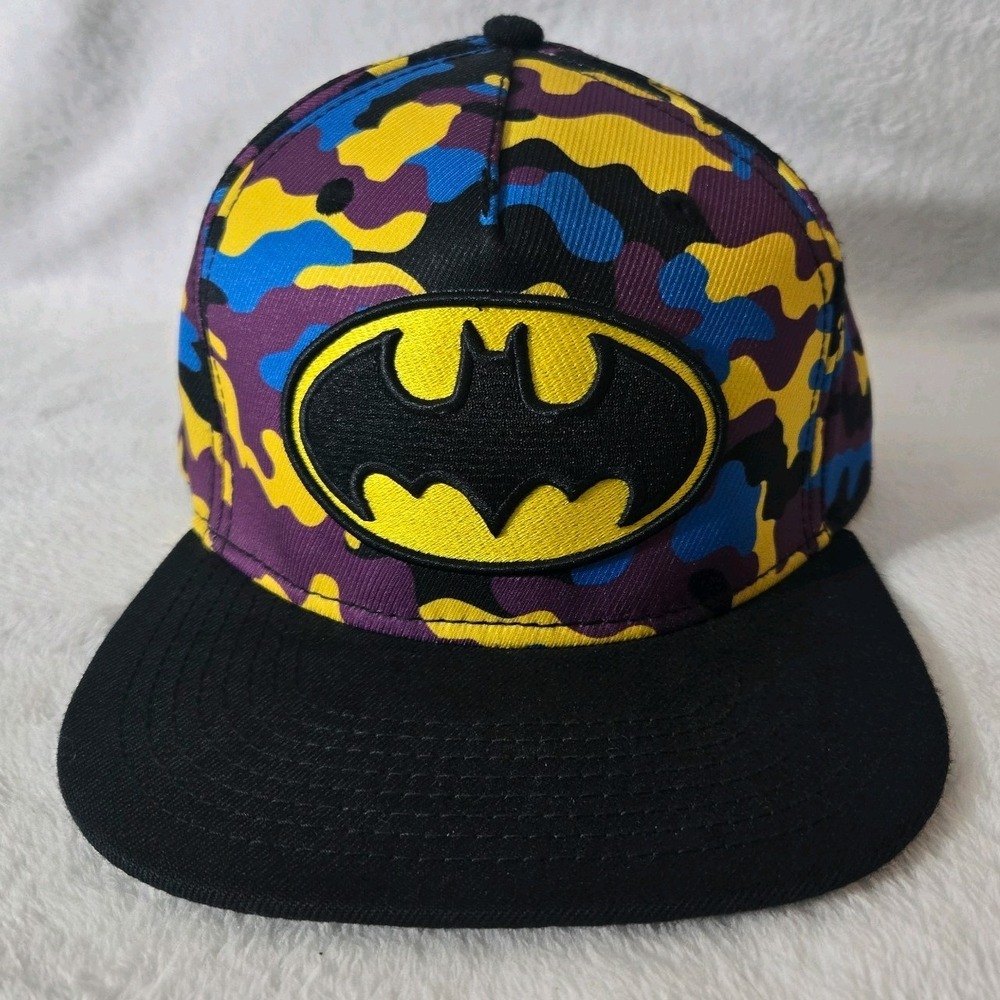 DC Batman Snapback Vibrant Camouflage Pattern W/Flat Black Brim 7-7.7 Childs Hat